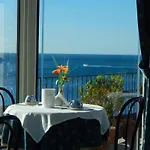Riviera Rooms&apartment Sea-view Hotel