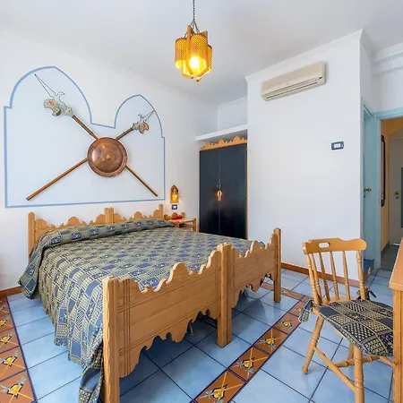 Riviera 3*
