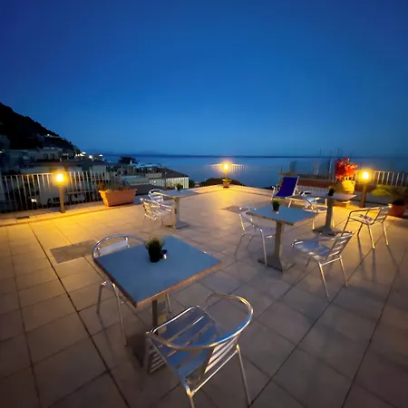 Hotel Albergo Pensione Riviera