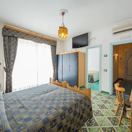 Hotel Riviera 3*